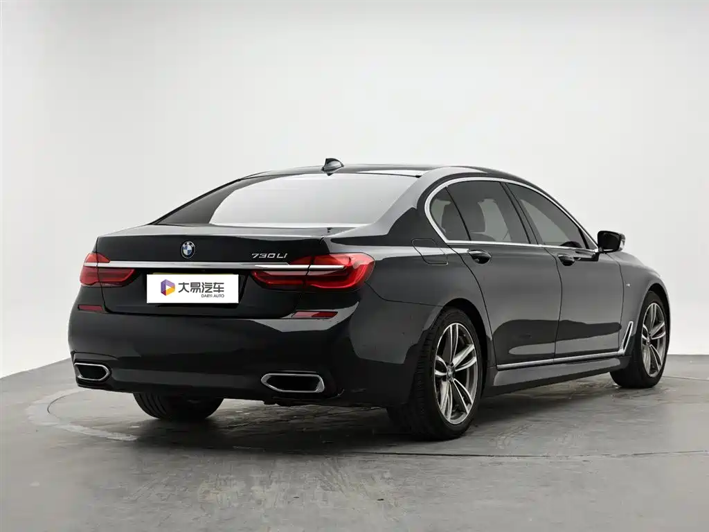 BMW 7 Series 2018 730Li Leading Type M Sport Package фото 3