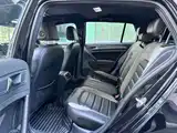 Photo 4 - Volkswagen Golf