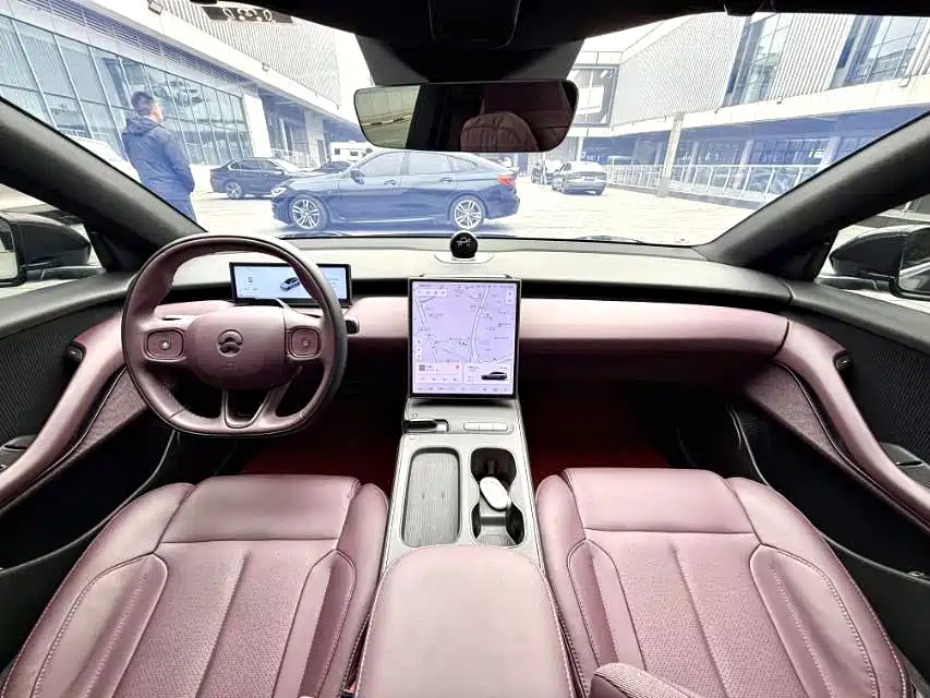 NIO ET5T 2024 75kWh Touring фото 4