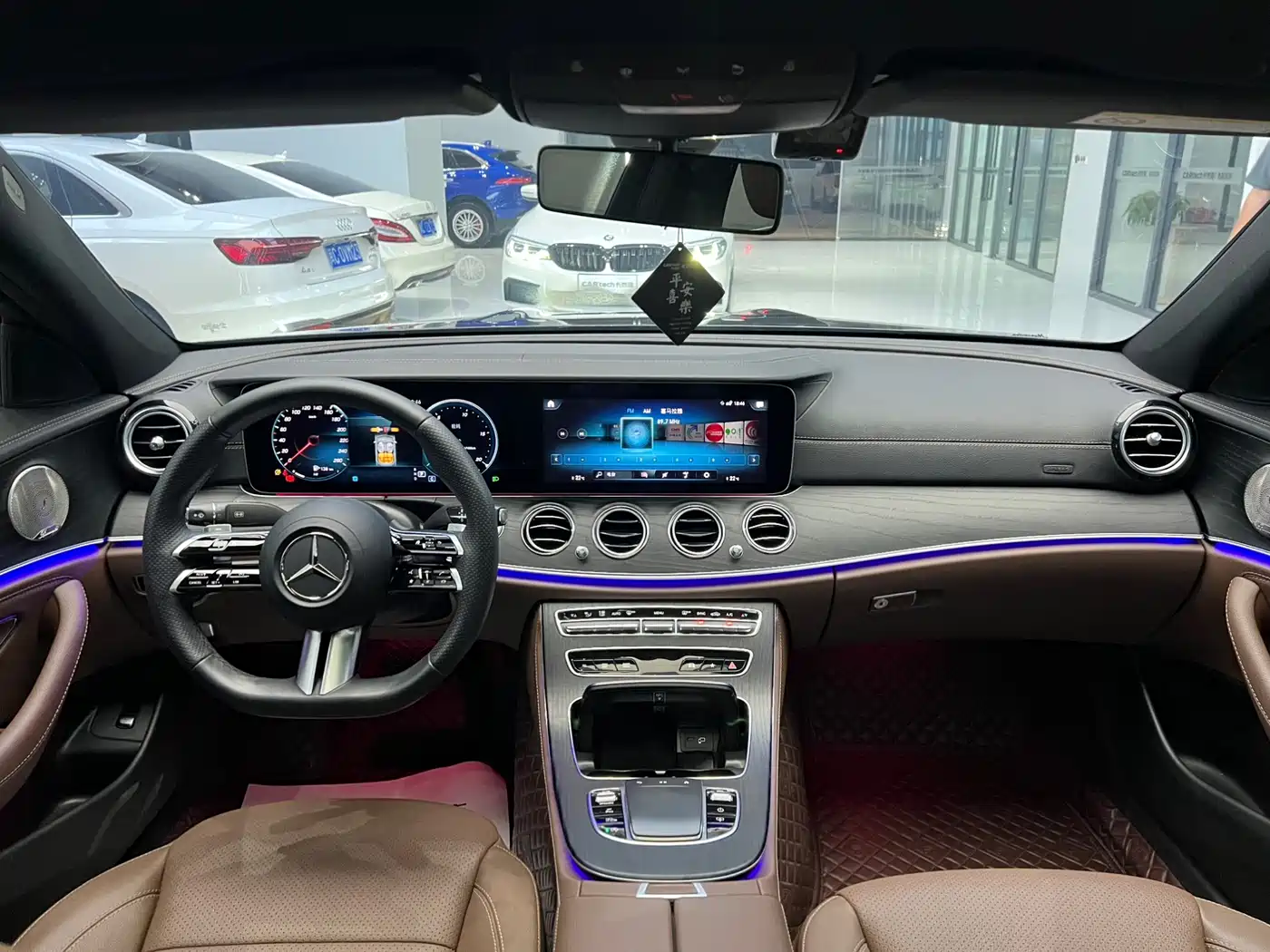 Mercedes-Benz E-Class 2023 E 300 L Sport Luxury фото 5