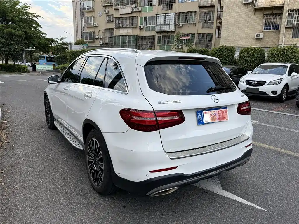 Mercedes-Benz GLC 2018 Facelift GLC 260 4MATIC Dynamic фото 7