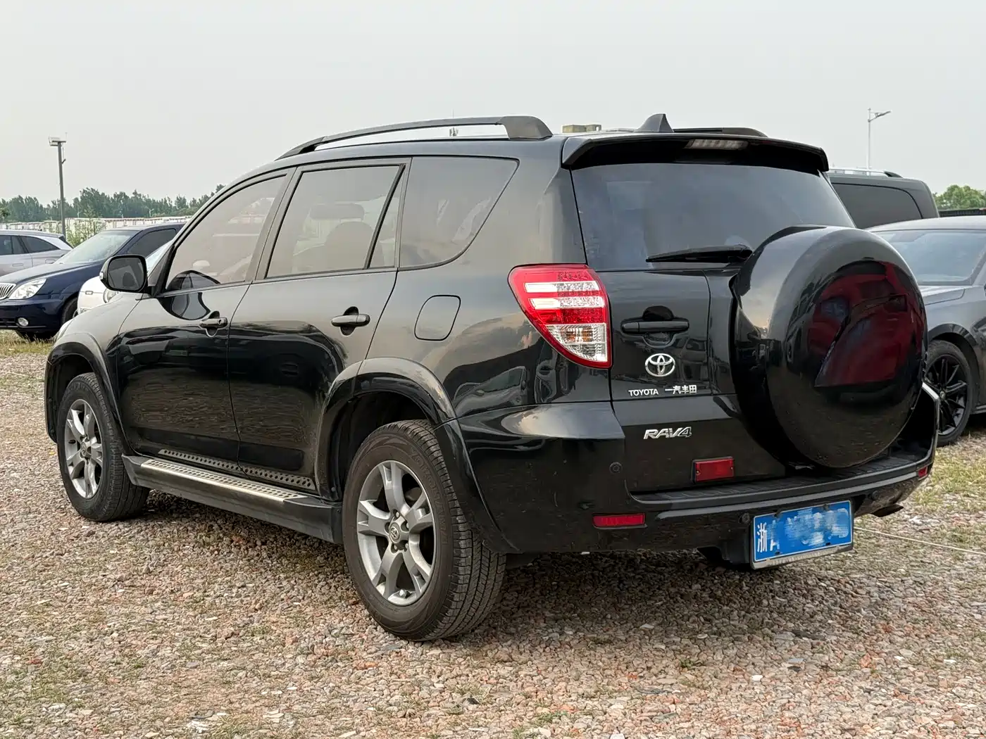 Toyota RAV4 Rongfang 2013 Special Edition 2.0L Auto Elite фото 15