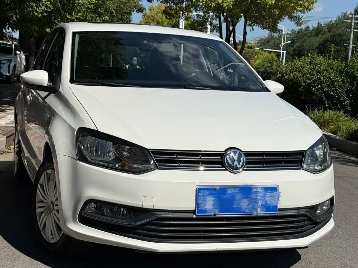 Volkswagen Polo 2016 2016 1.6L Automatic Comfort