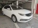Фото 4 - Geely Vision