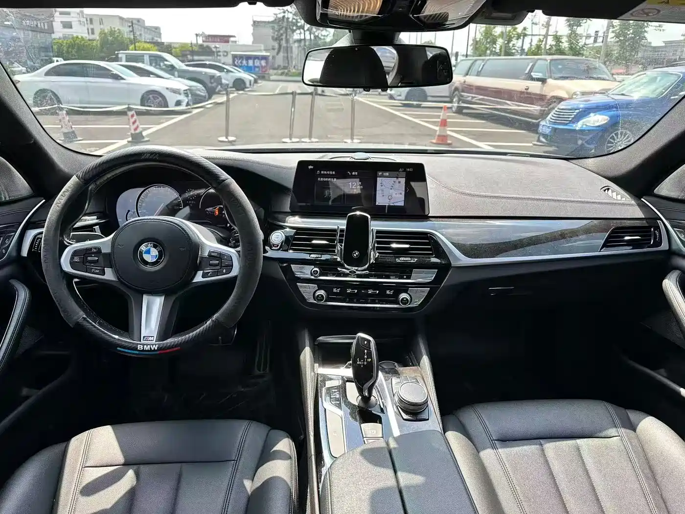 BMW 5 Series 2018 525Li M Sport Package фото 4
