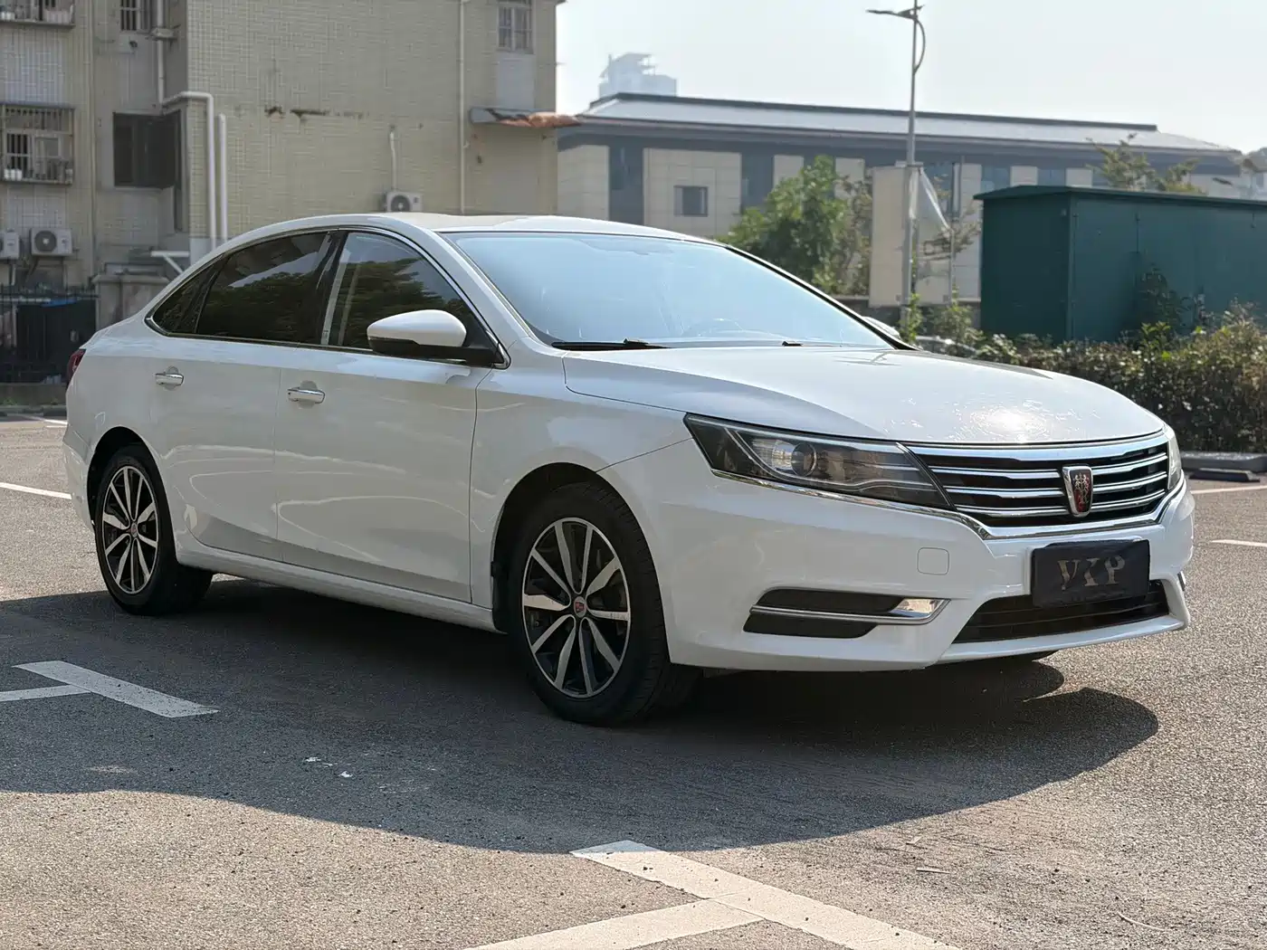 Roewe i6 2018 2018 20T Automatic Internet ZhiXiang Edition