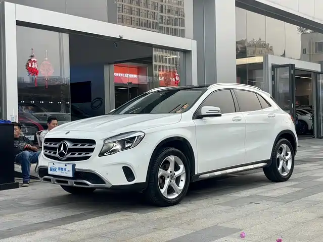 Mercedes-Benz GLA 2019