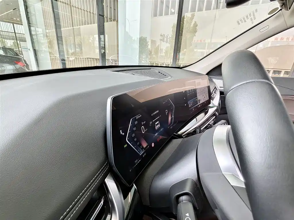 BMW X1 2025 sDrive25Li X Design Package фото 16