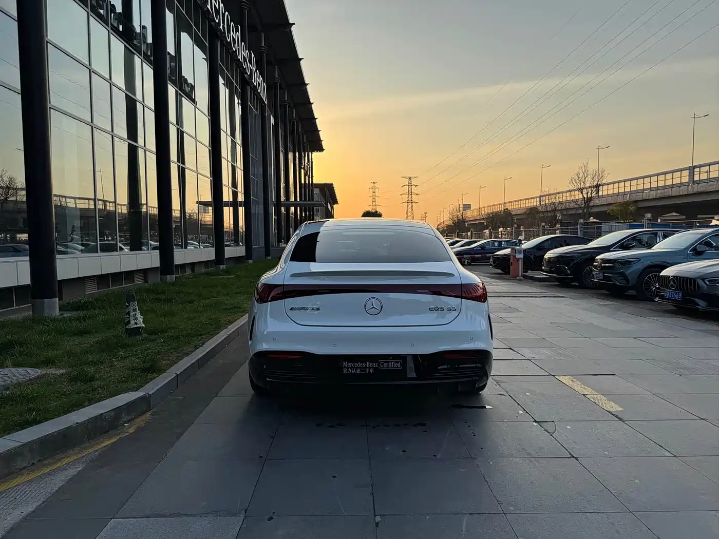 MERCEDES-BENZ EQS AMG