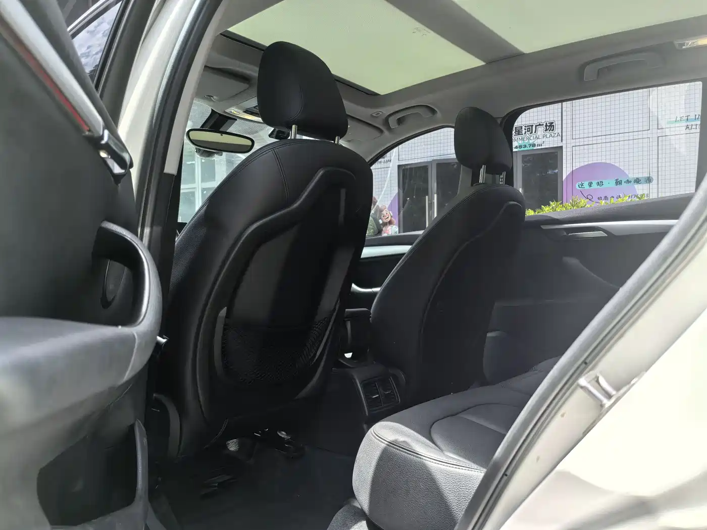 BMW X1 2018 sDrive18Li Premium Model фото 7