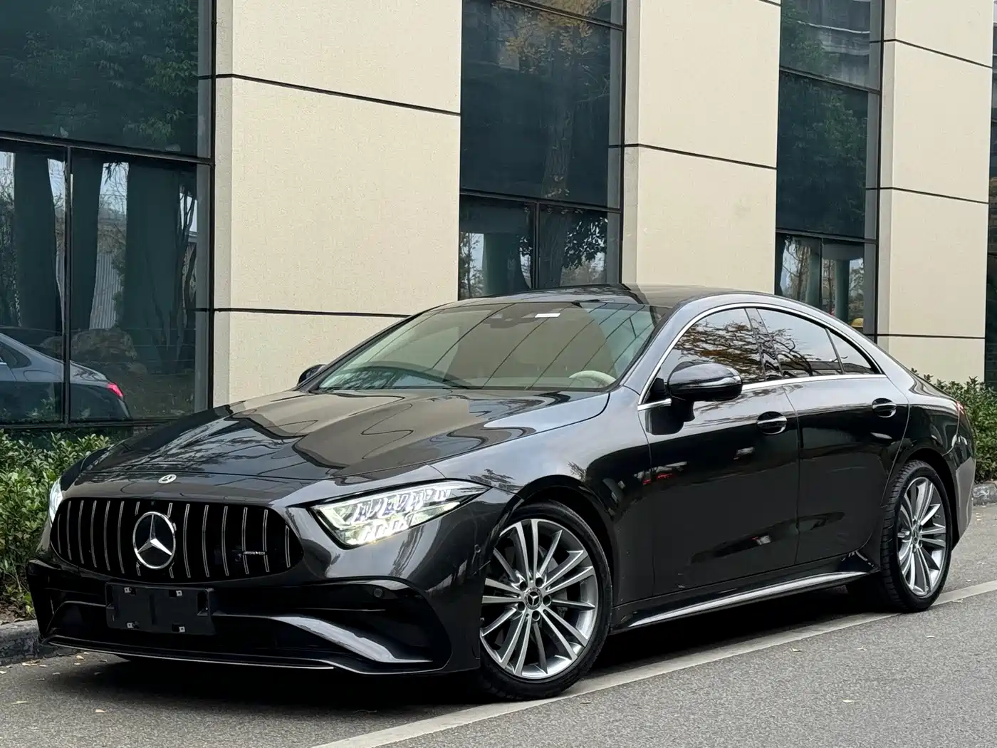 Mercedes-Benz CLS