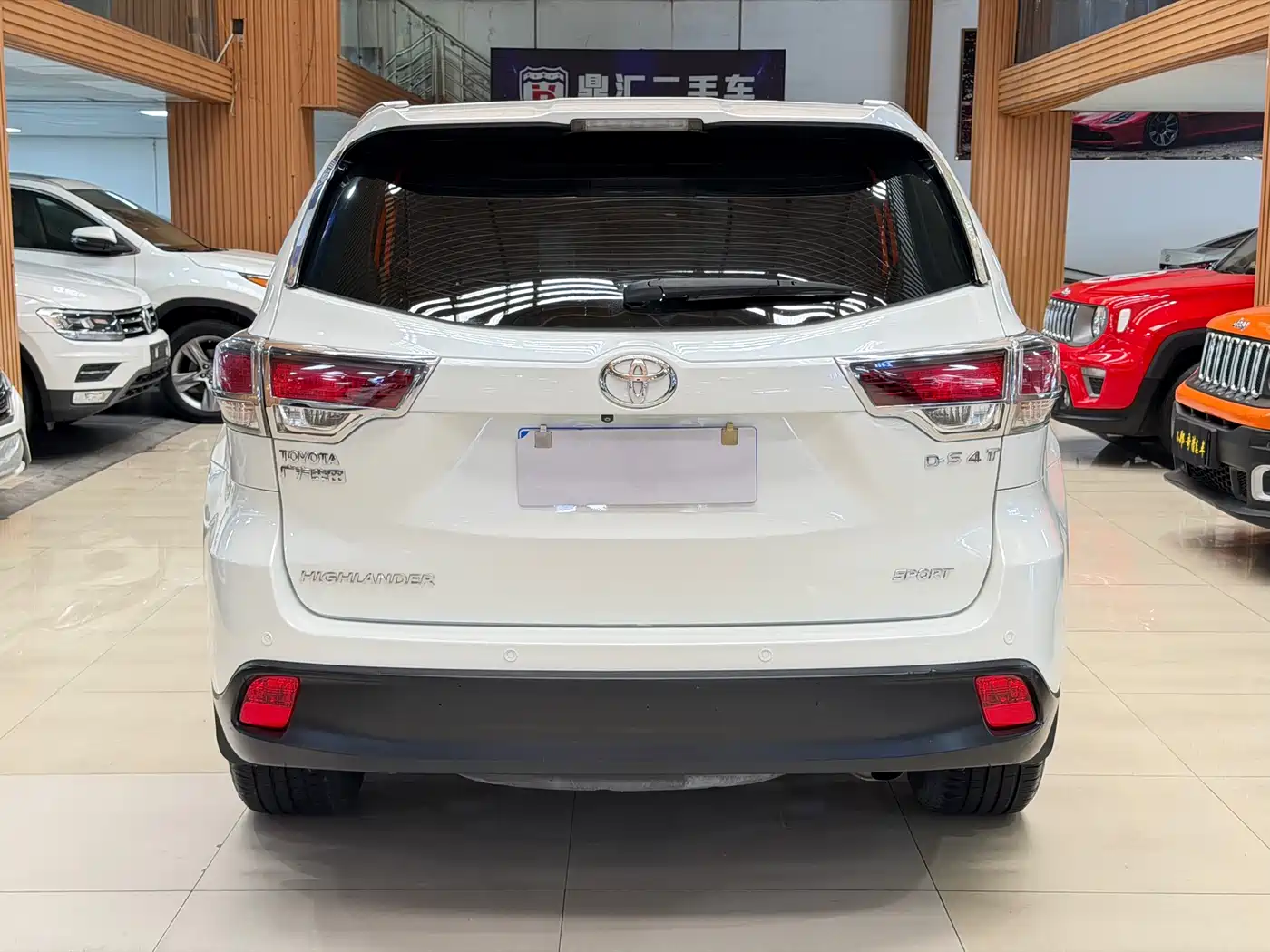 Toyota Highlander 2015 2.0T FWD Luxury Edition 7-seater фото 17