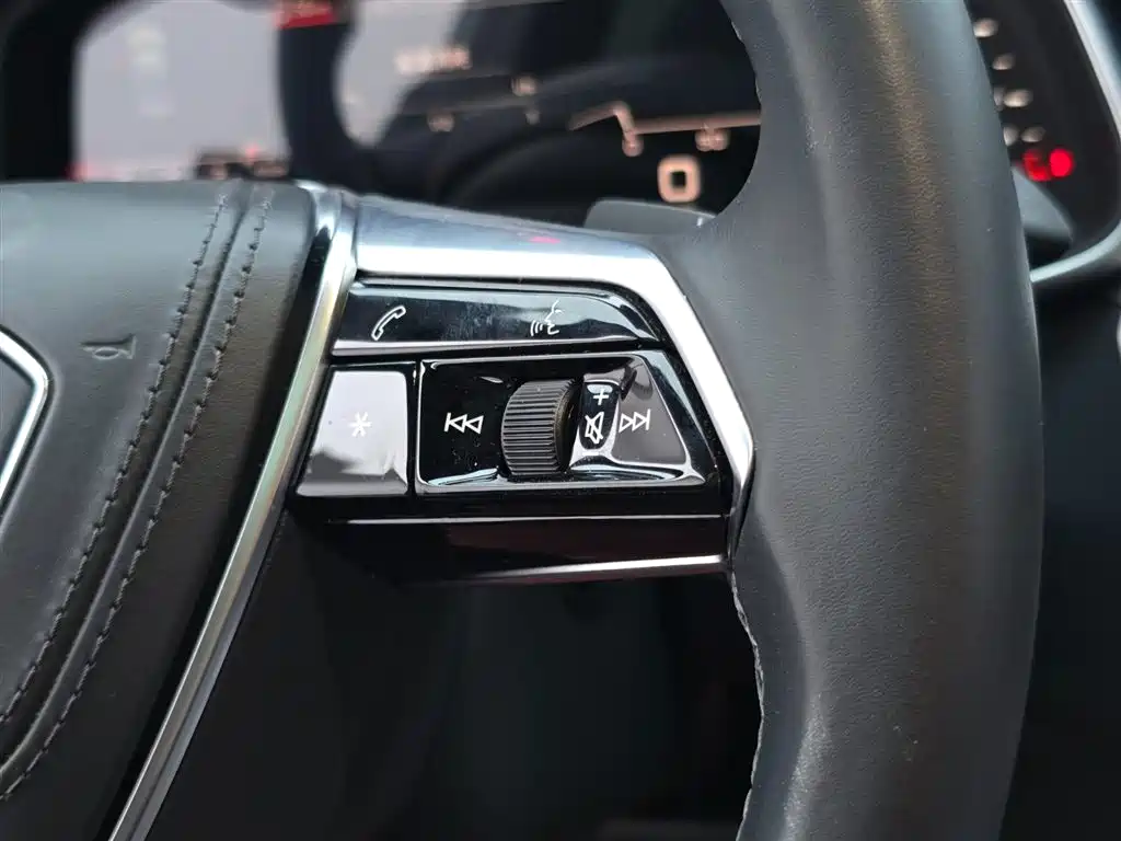 Audi A6L 2024 45 TFSI Premium Dynamic фото 12
