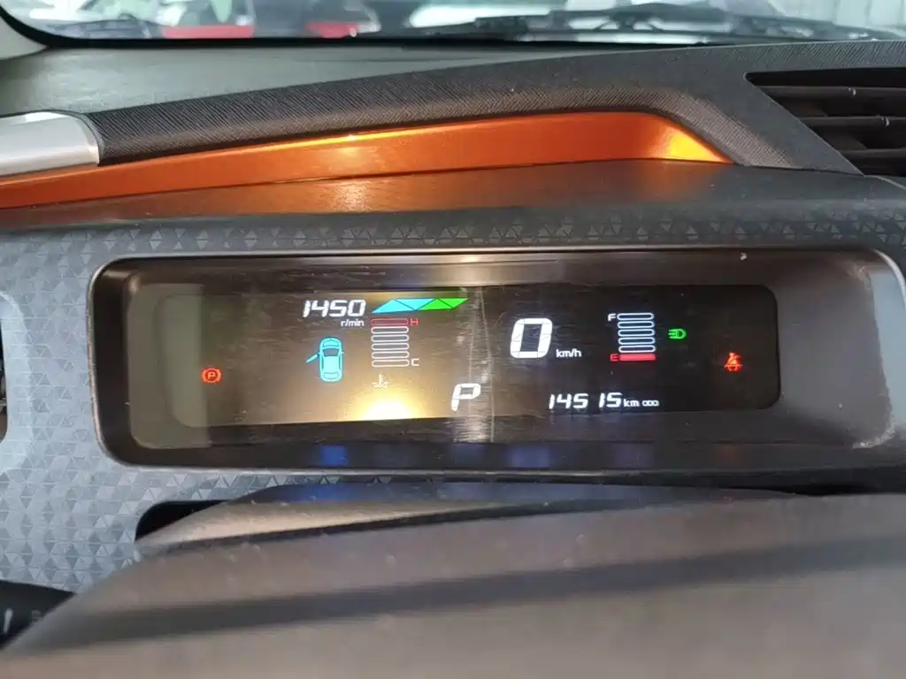 Geely Yuanjing X1 2017 2017 1.3L Auto Fun Edition