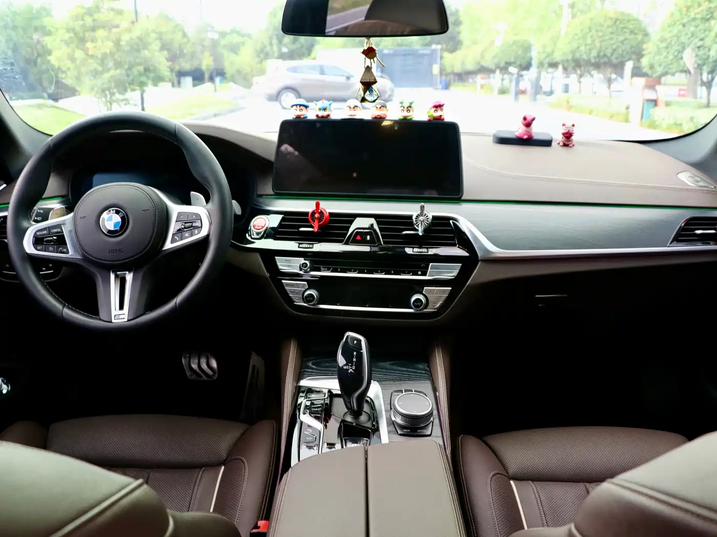 Фото 15 - BMW 5 Series
