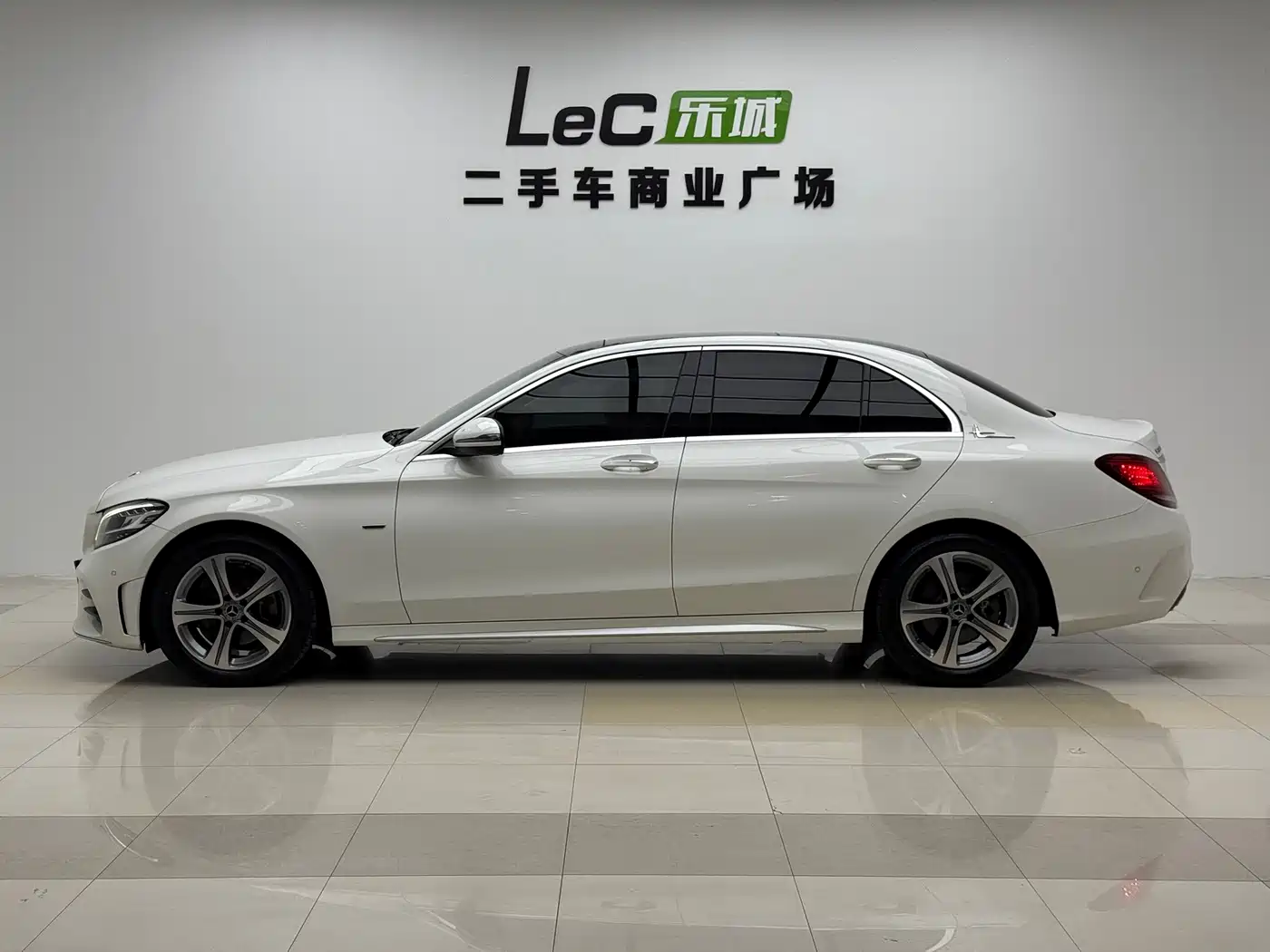 Mercedes-Benz C-Class, миниатюра 7