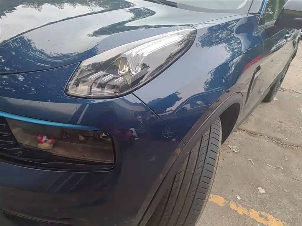 Lynk & Co 01 2017 2.0T 2WD Pro Shine Edition фото 24