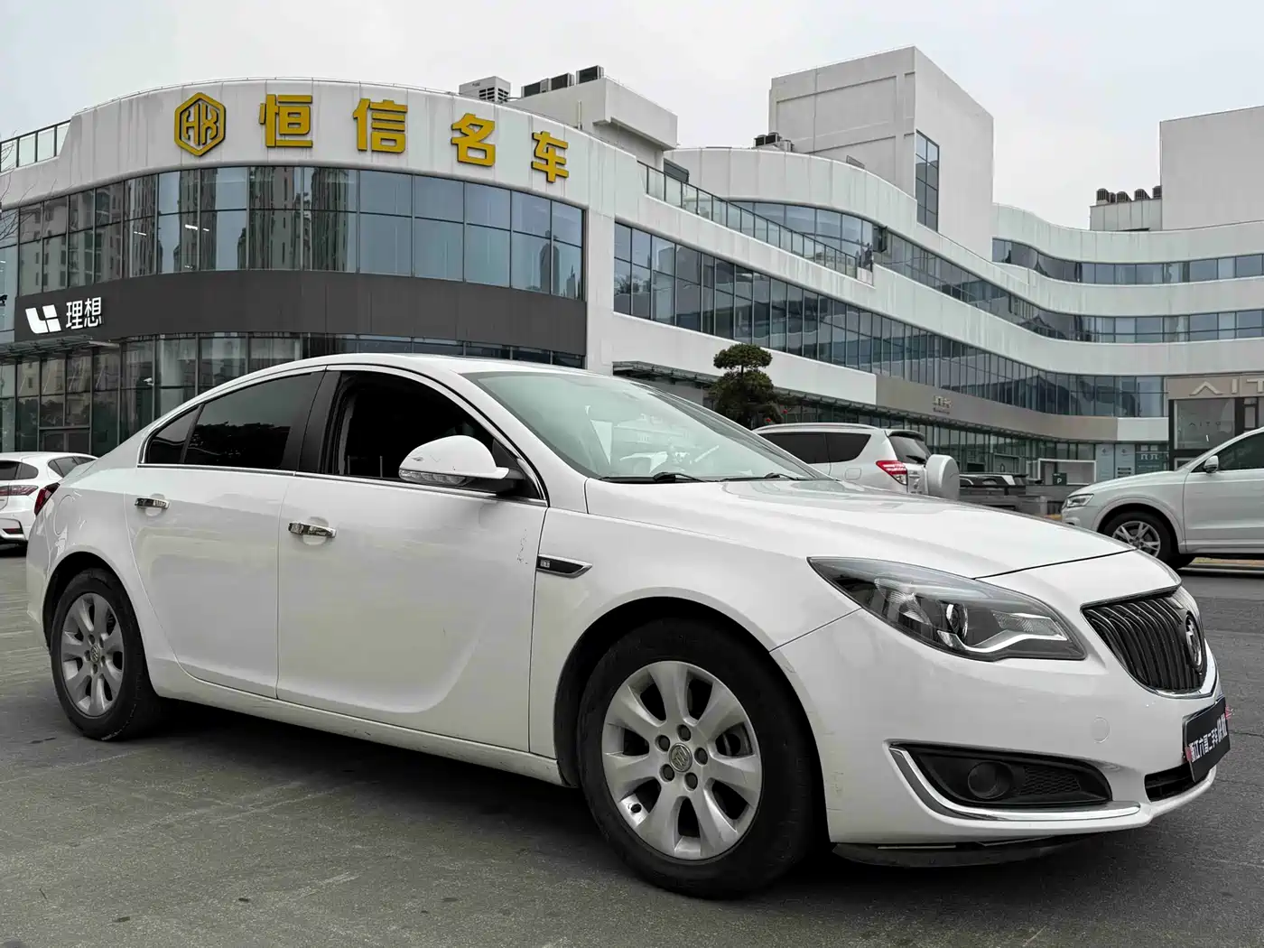Buick Regal 2015 1.6T Leading Tech Edition фото 3