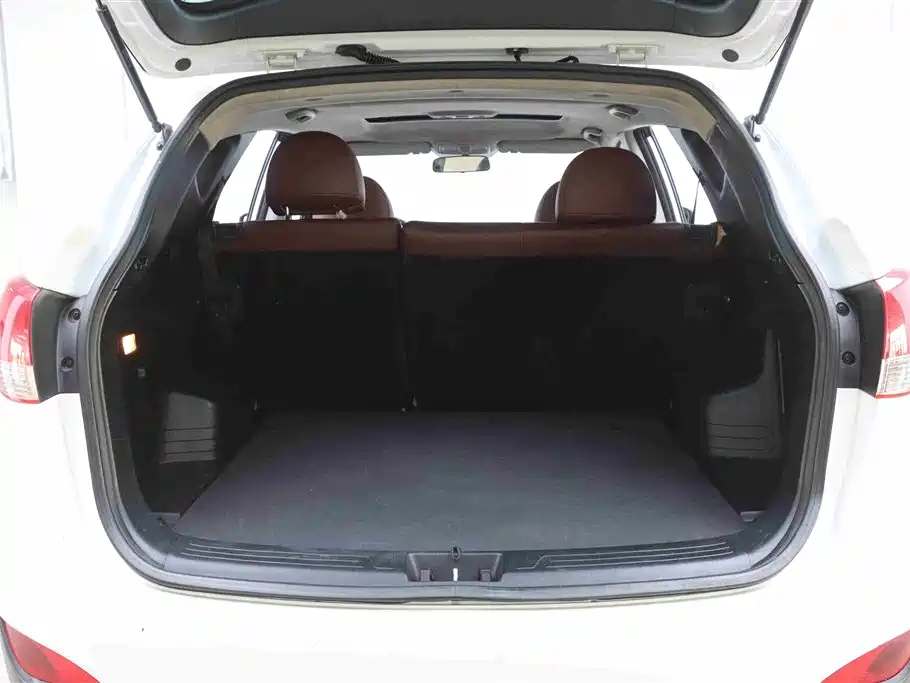 Hyundai Beijing Hyundai ix35 2015 2.0L Automatic 2WD Comfort China V фото 28