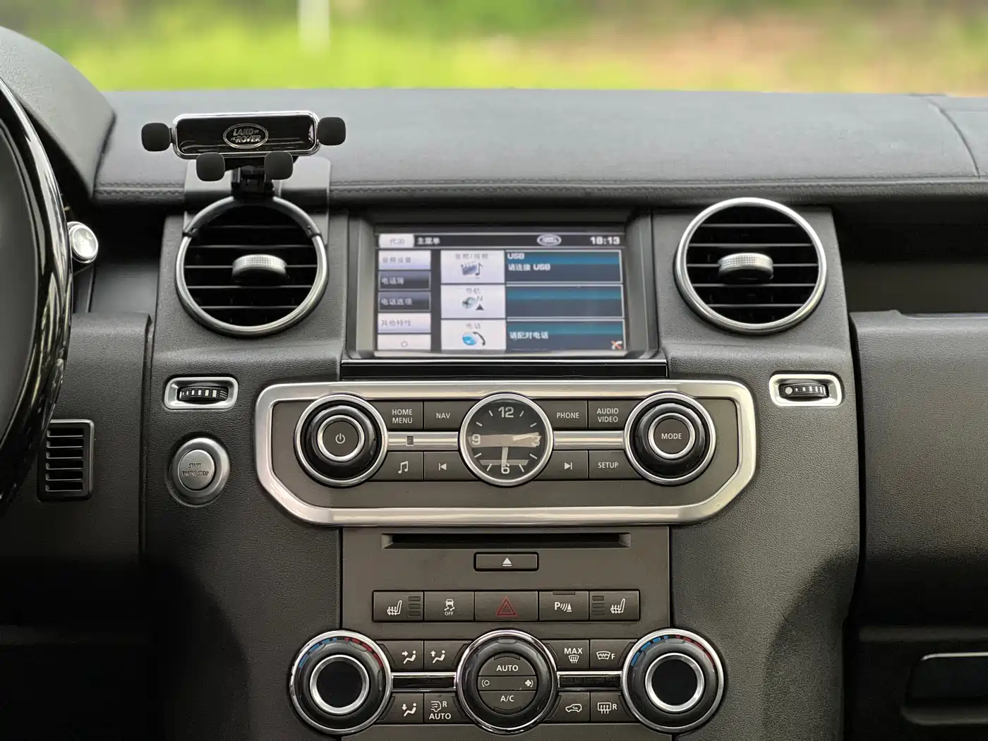 Фото 18 - Land Rover Discovery