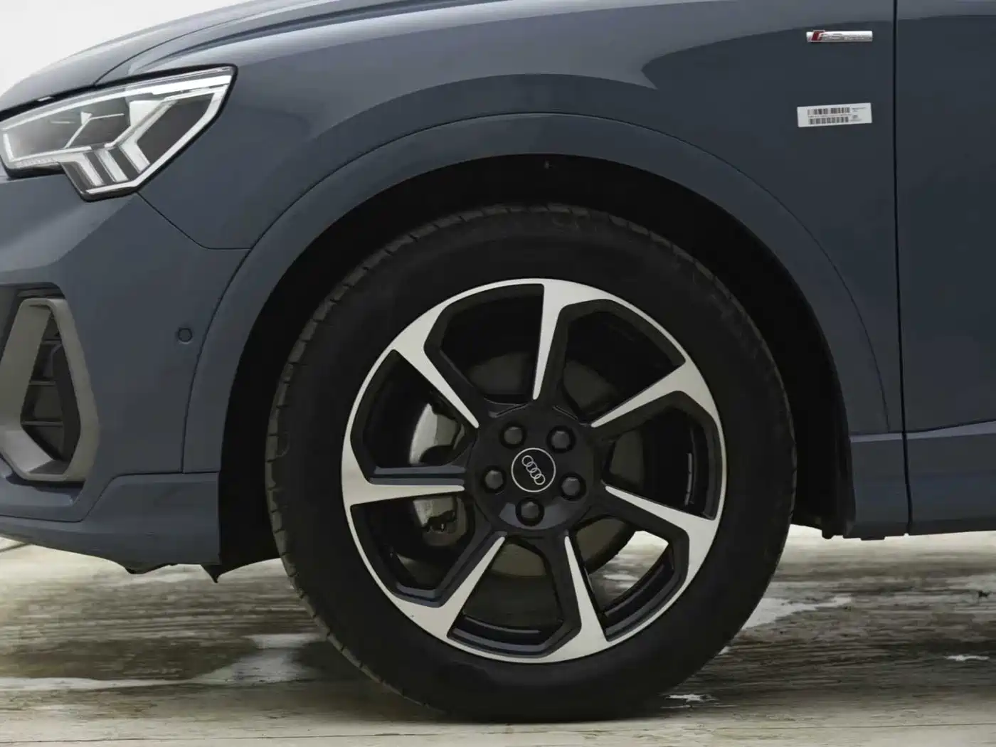 Фото 5 - Audi Q3