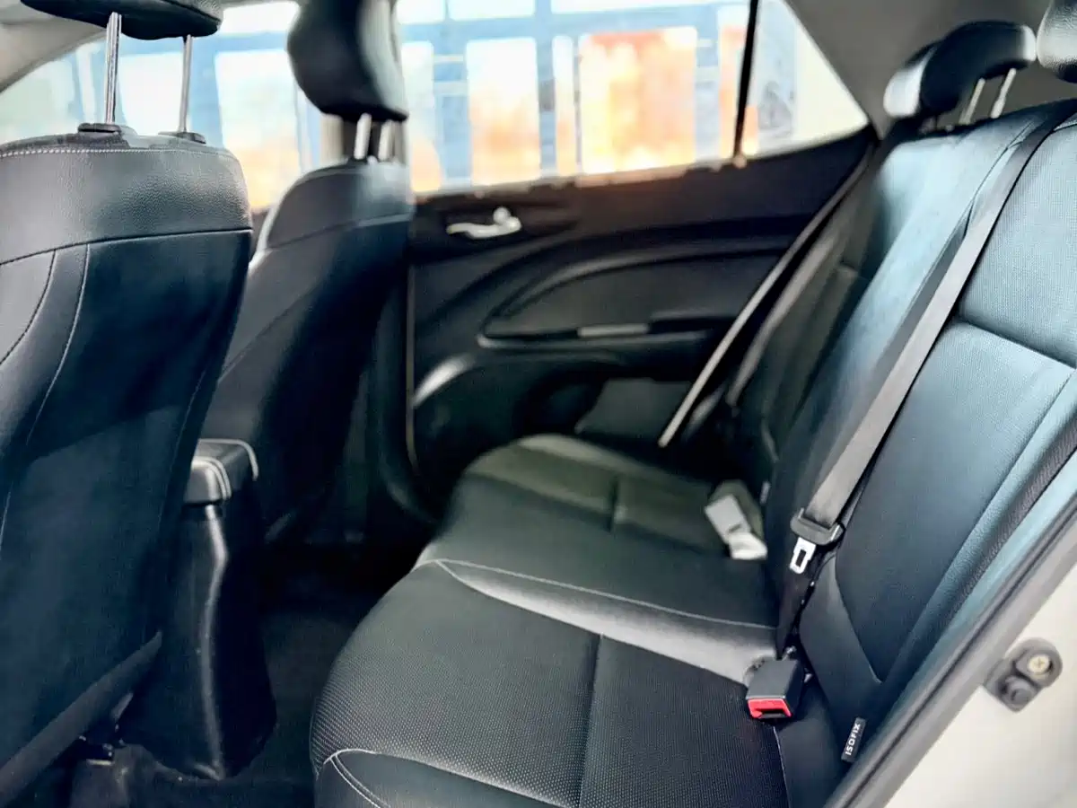 Kia KX1 2021 1.4L CVT Fun Sunroof Version фото 18