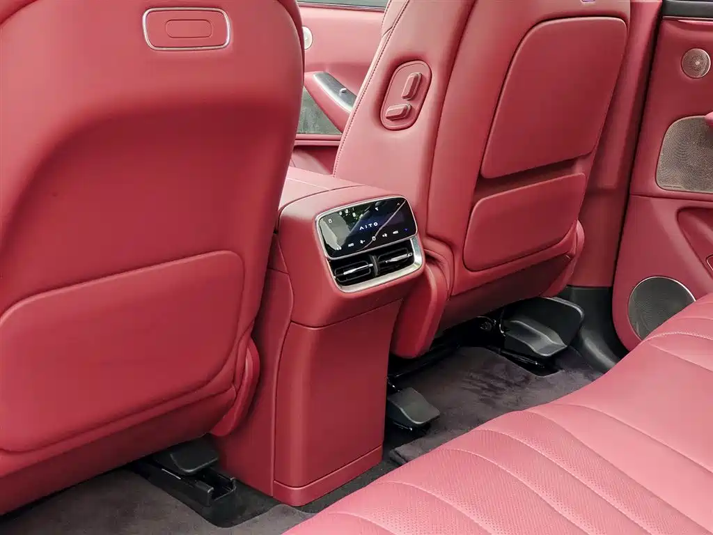 AITO Wenjie AITO M7 2026 Extended Range Ultra AWD 5-Seater фото 9