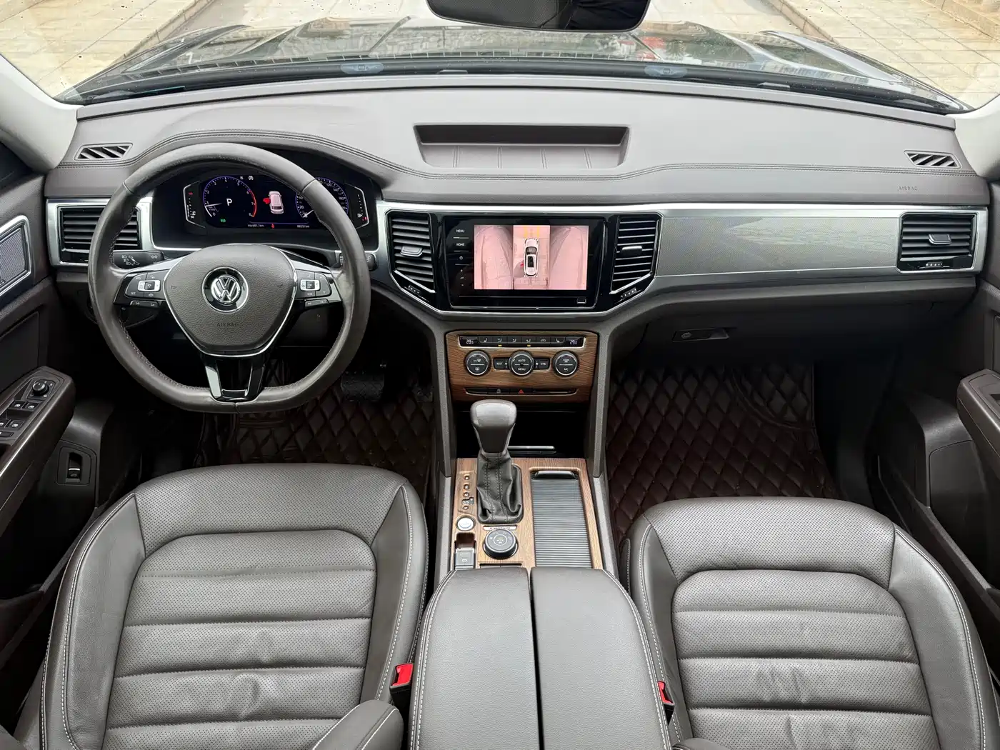 Volkswagen Teramont 2020 380TSI 4WD Luxury Edition China VI фото 8