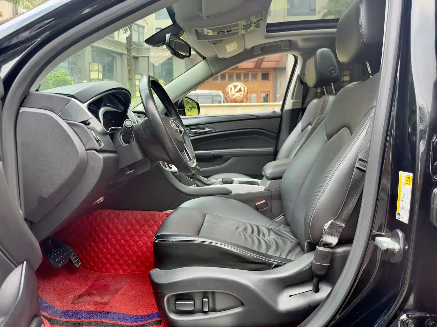 Cadillac SRX 2015 3.0L Comfort фото 4