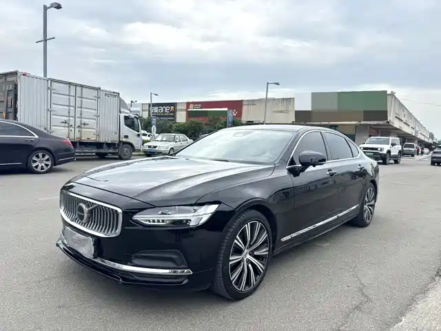 Volvo S90 2023 B5 Intelligent Comfort Luxury Edition