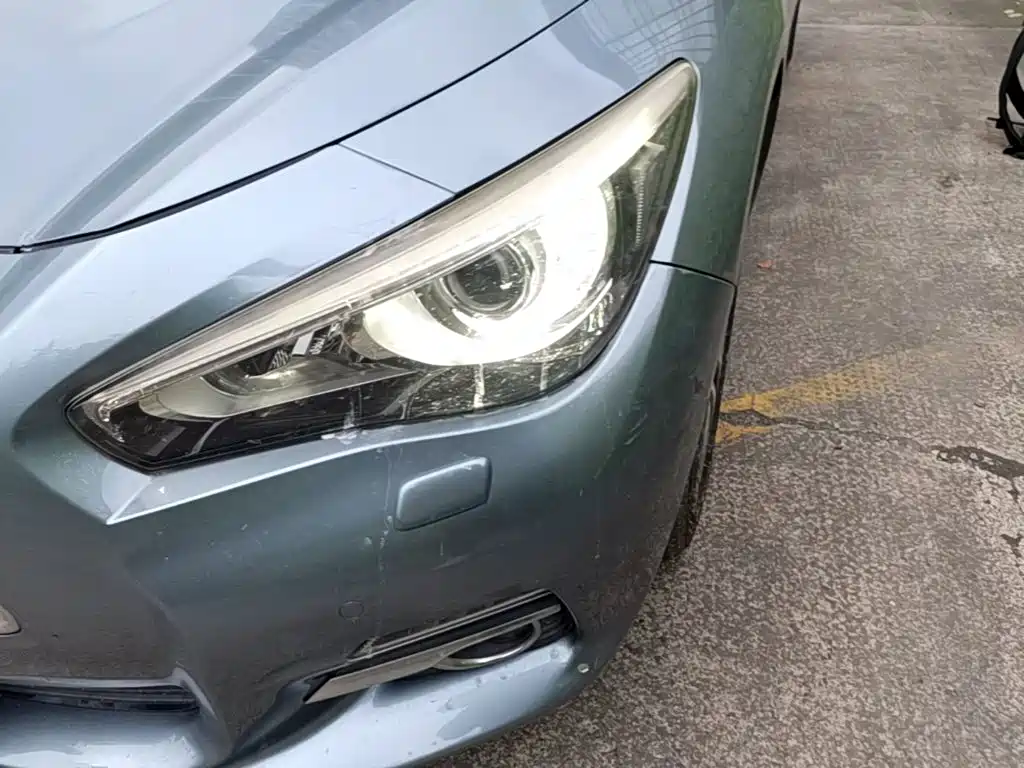 Фото 24 - Infiniti Q50L