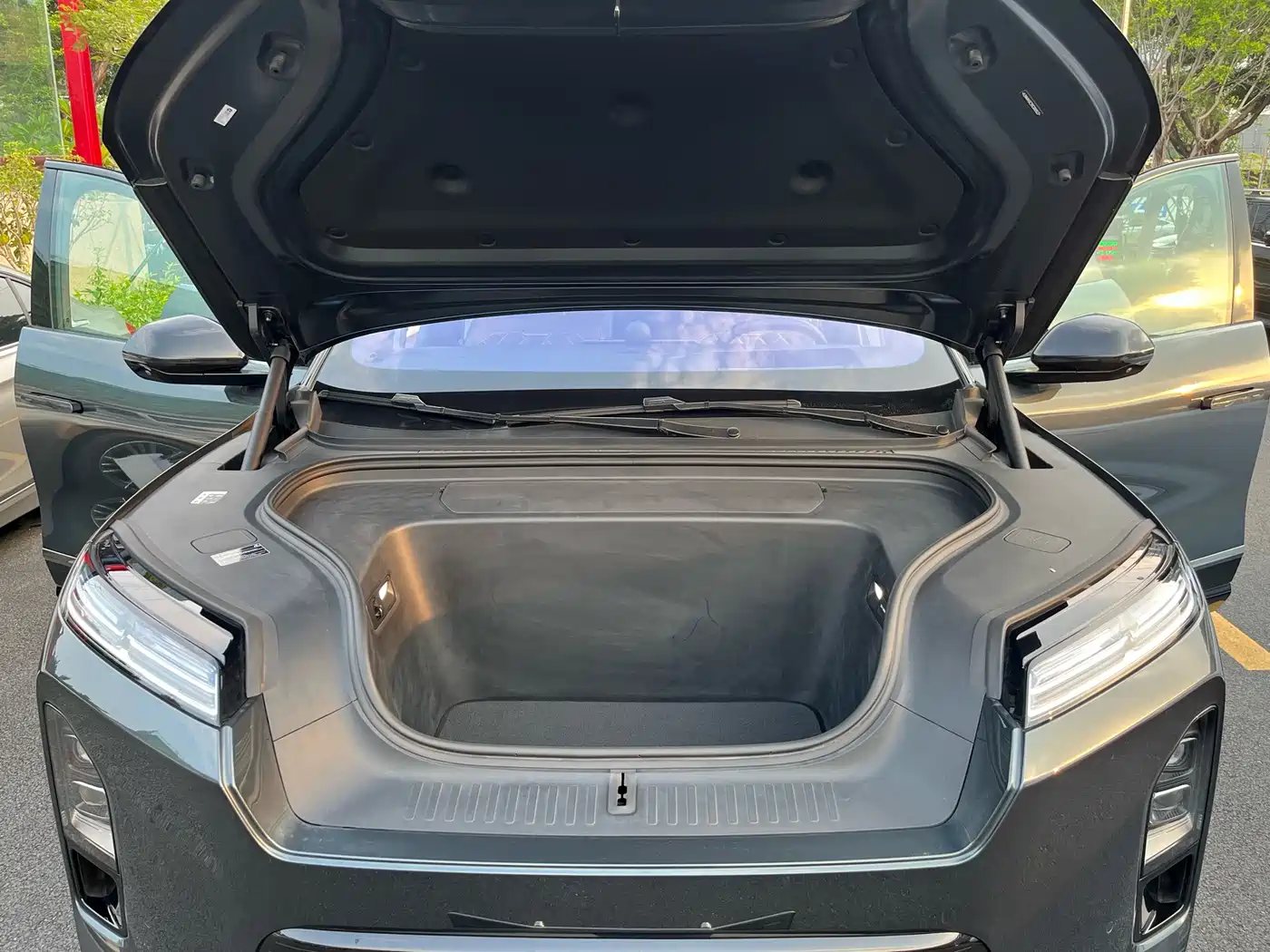 NIO ES8 2025 2025 Base Model