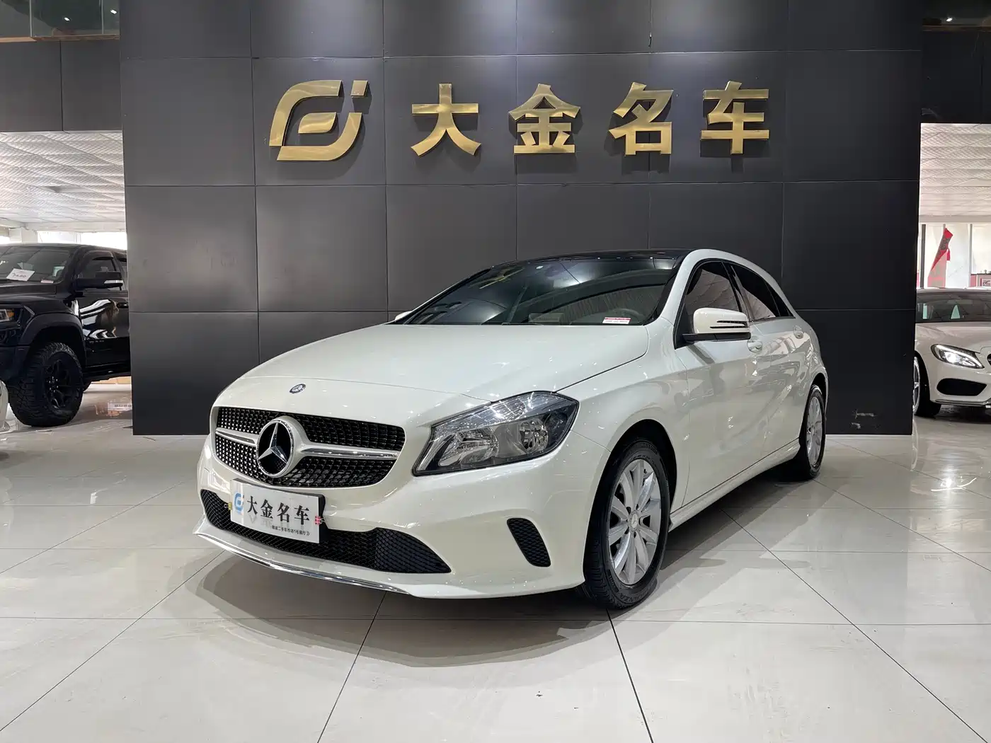 Mercedes-Benz A-Class (Import) 2016 A 180