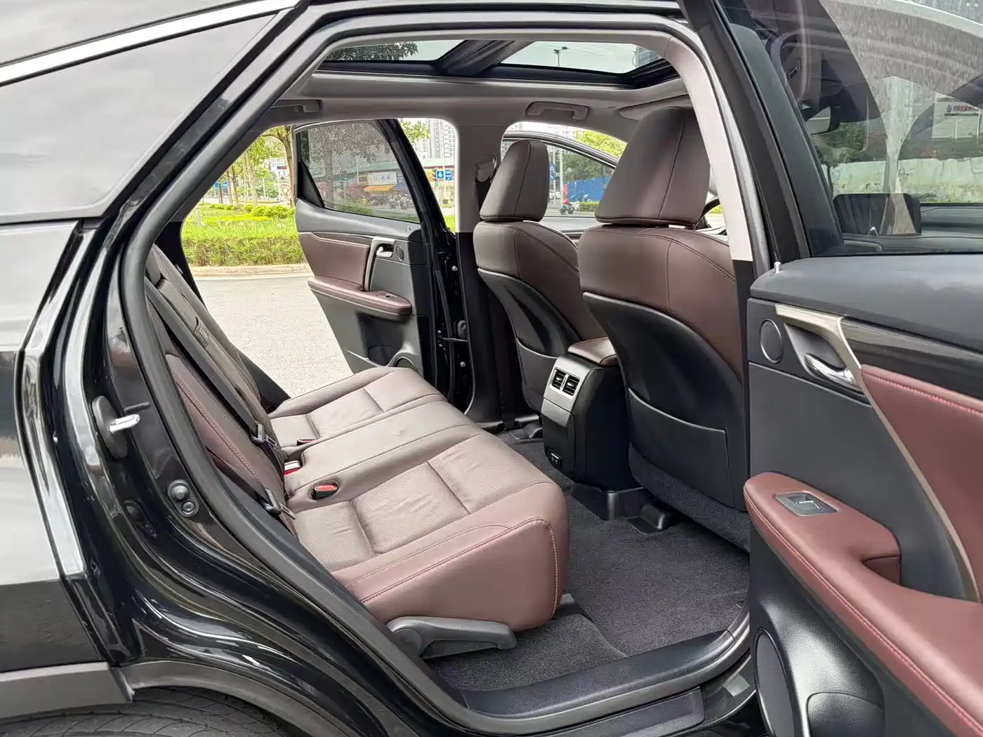 Lexus RX 2020 Facelift 300 AWD Elegance Edition фото 11