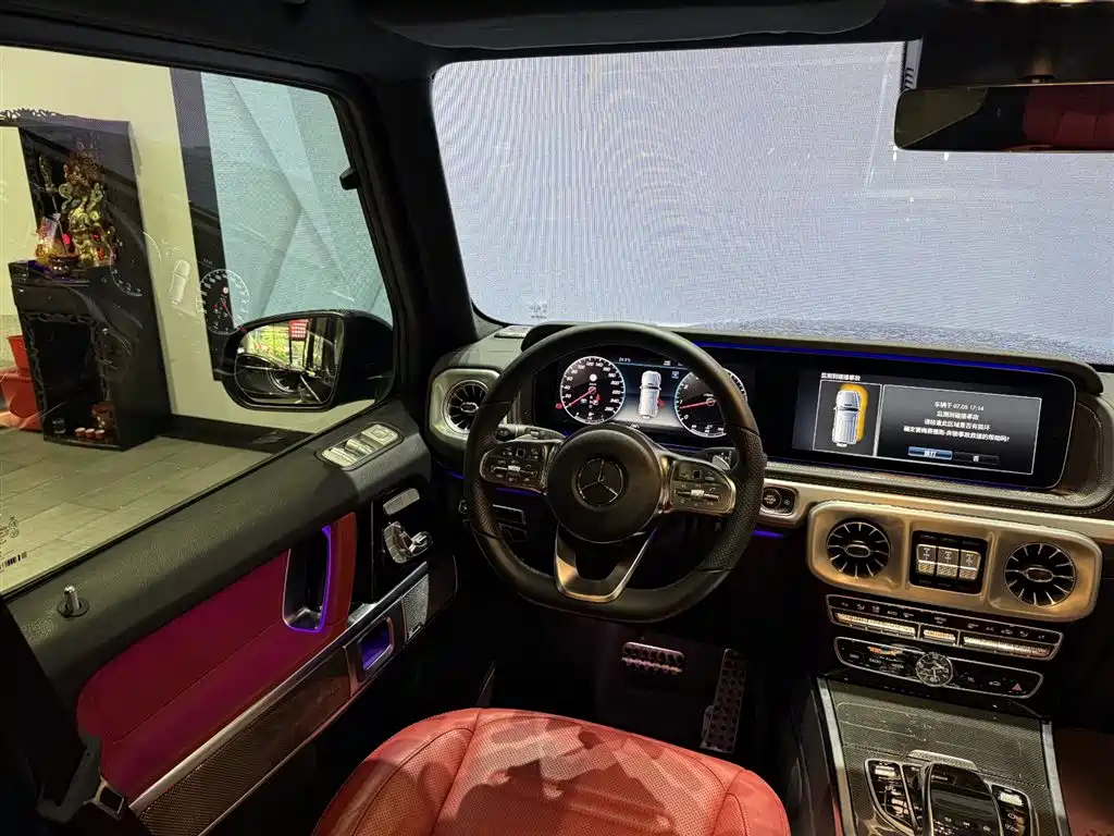 Mercedes-Benz G-Class 2024 G 500 фото 19