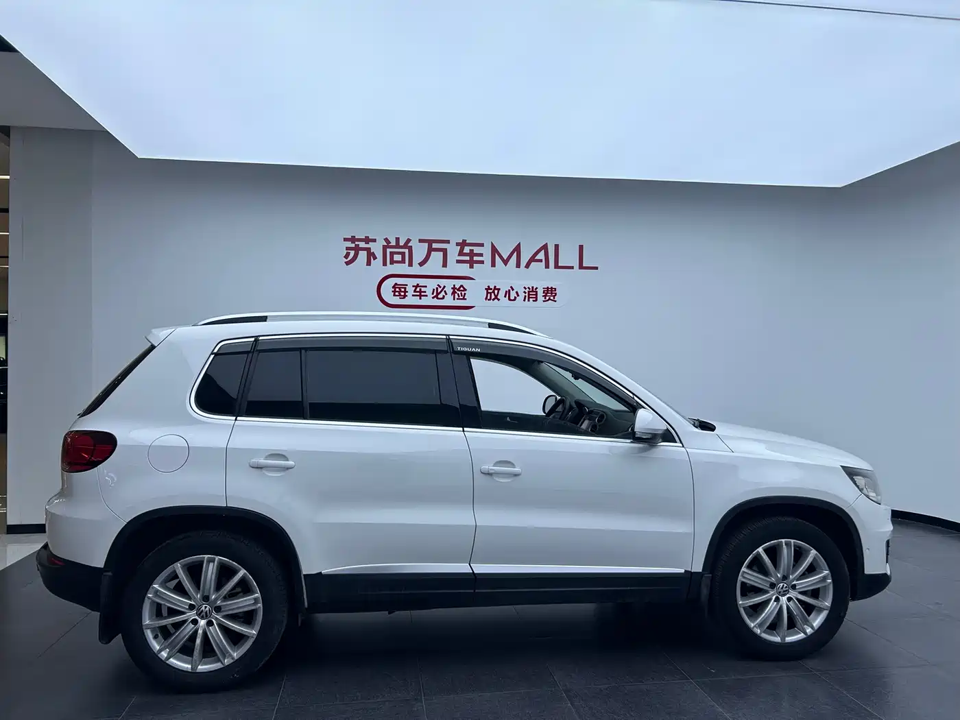 Volkswagen Tiguan 2013 2.0TSI Automatic AWD Flagship Edition фото 3