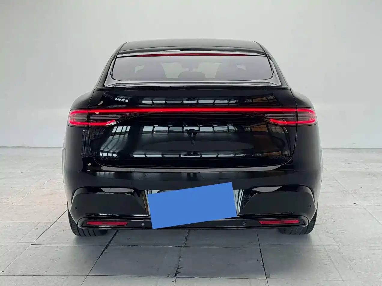 Zhijie Luxeed R7 2026