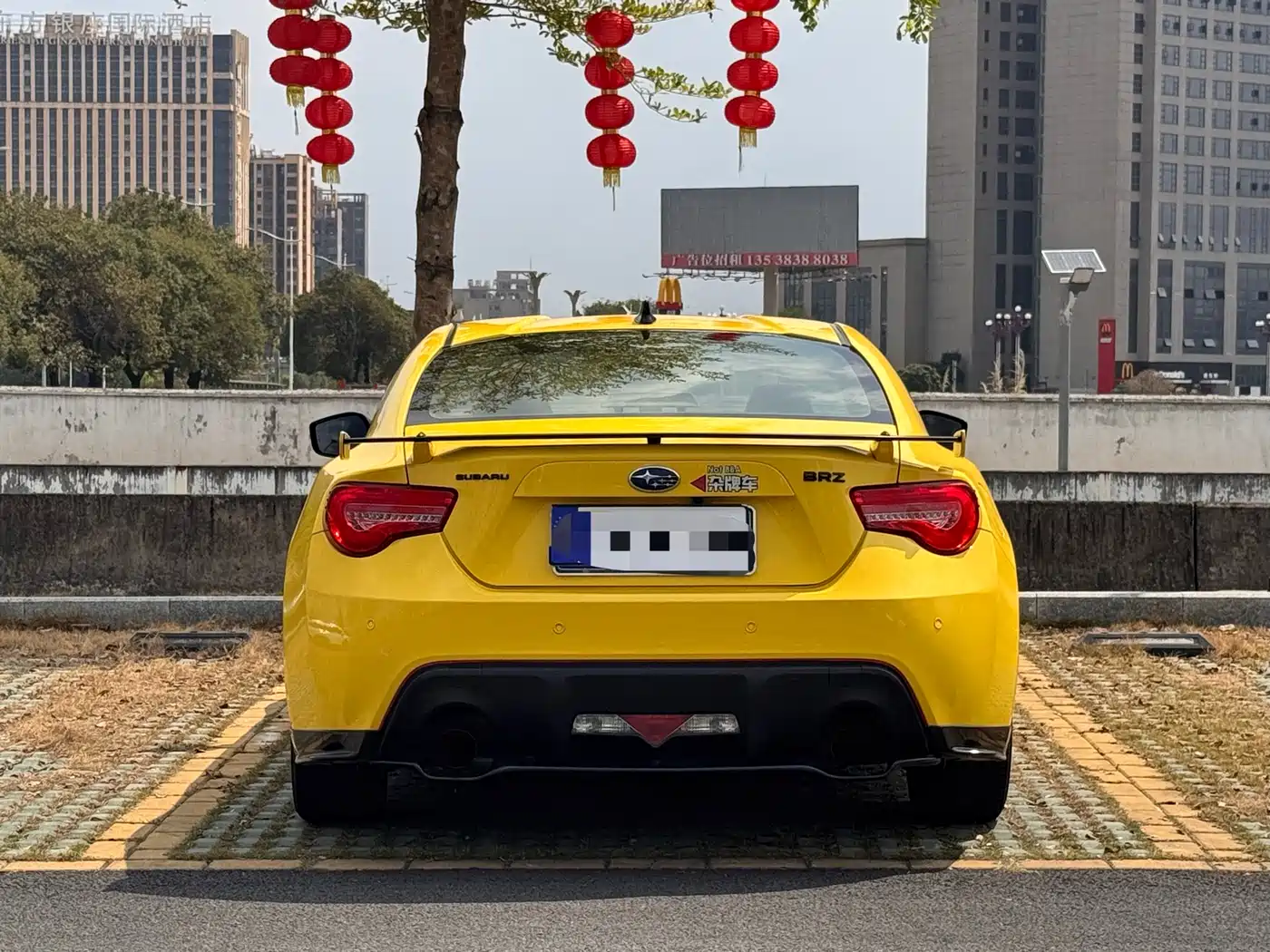 Subaru BRZ 2017 2.0i Automatic type-RS Yellow Special Edition фото 4