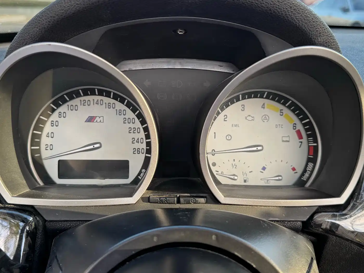 BMW Z4 2006 2.5si Convertible Sports Car фото 9