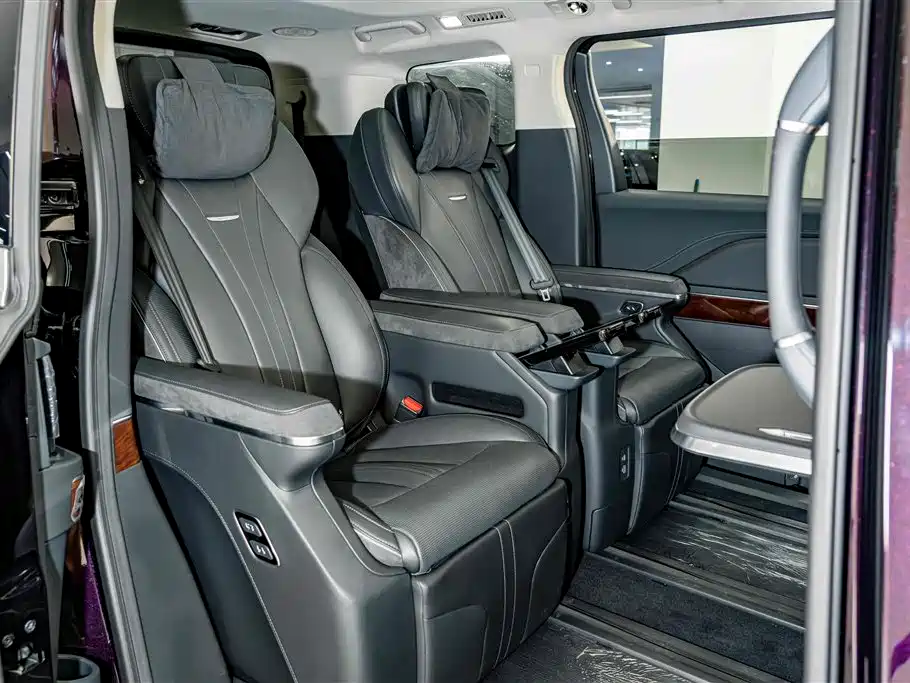 Hongqi HQ9 PHEV 2025 2024 Model 2.0T AWD Luxury Edition