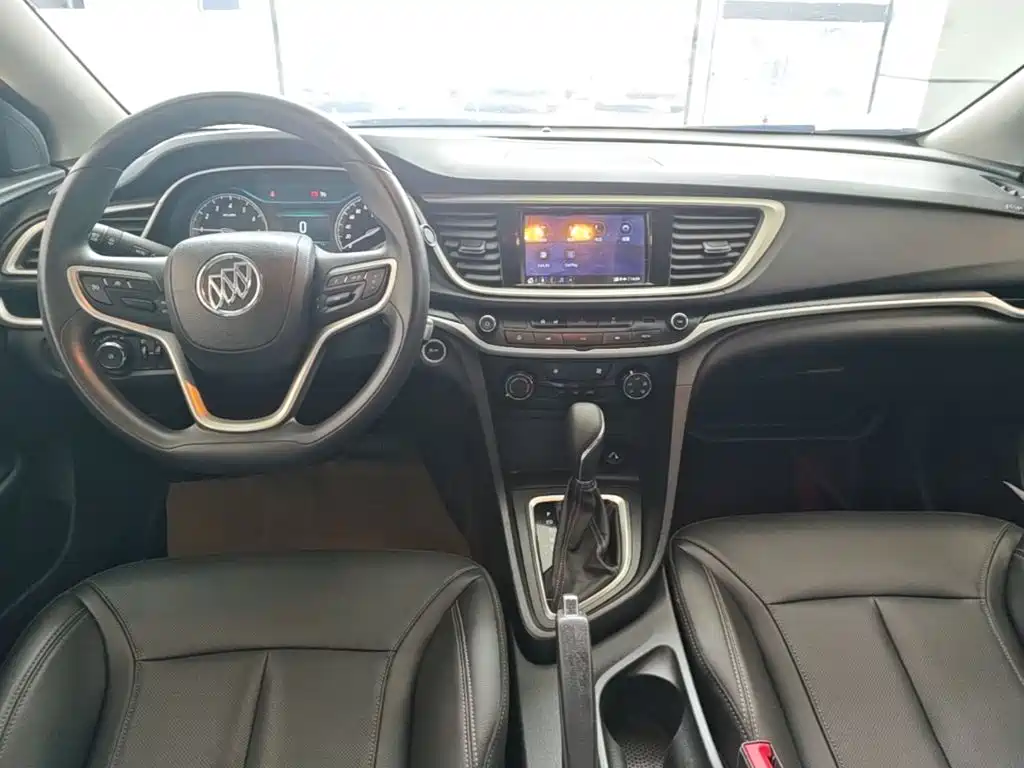 Фото 10 - Buick Excelle