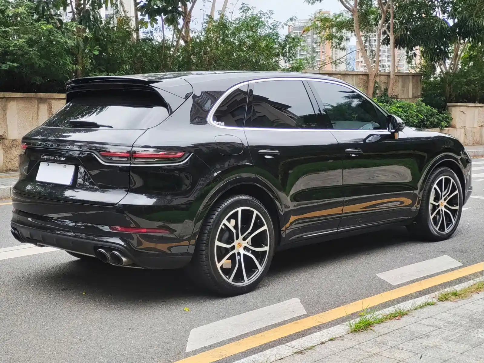صورة 7 - Porsche Cayenne