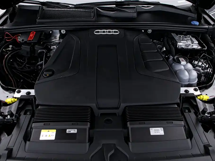 Audi Q7 2026 2025 45 TFSI quattro S line Sport