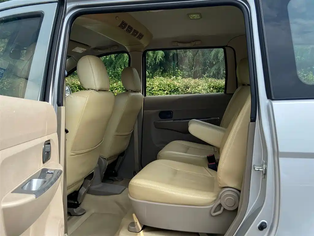 Wuling Motors Wuling Hongguang 2014 2014 1.5L Standard