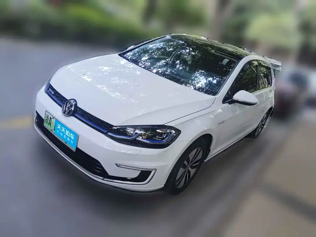 Volkswagen Golf Electric