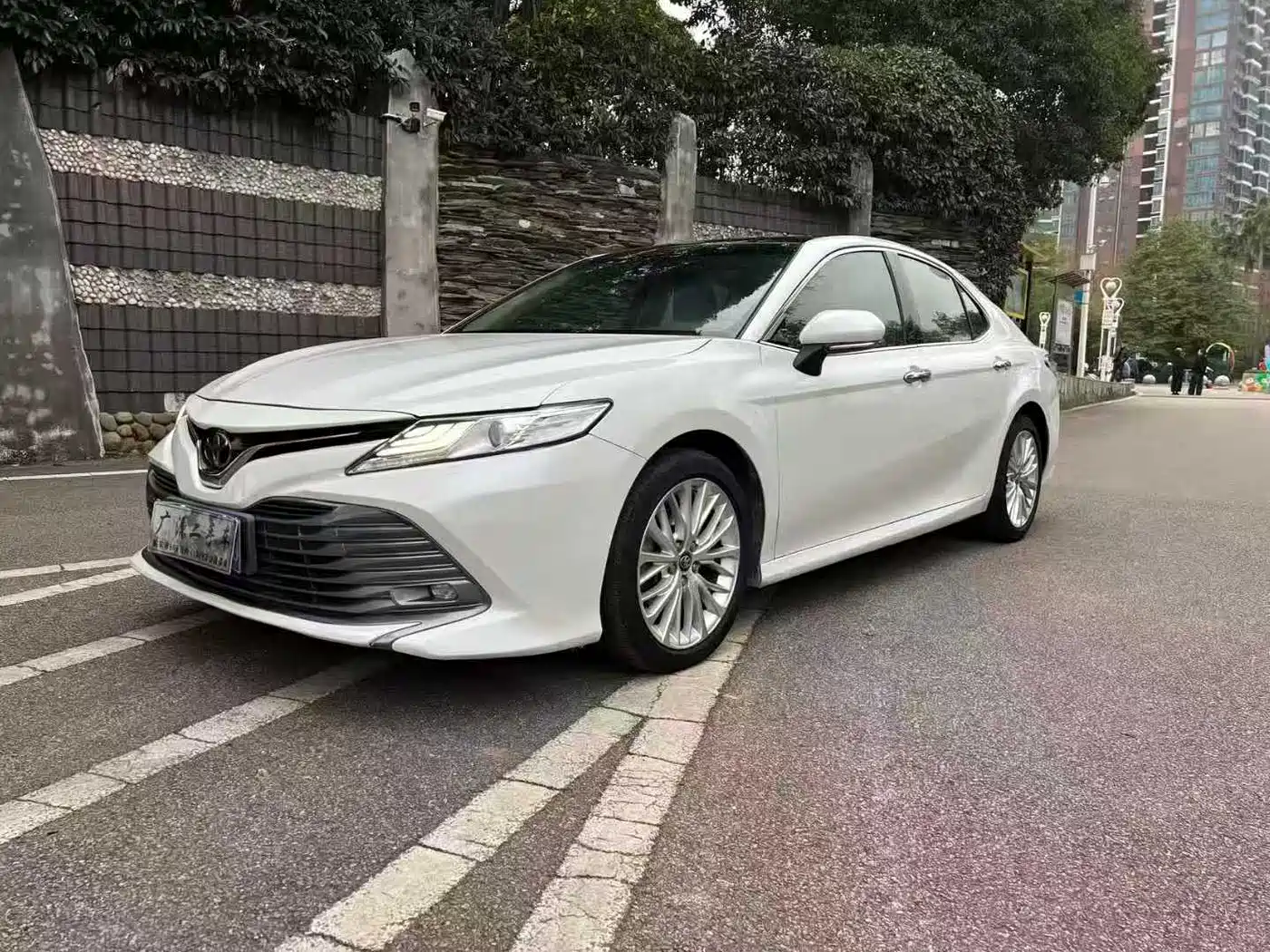 Toyota Camry 2019 2.5G Luxury Edition China VI фото 3