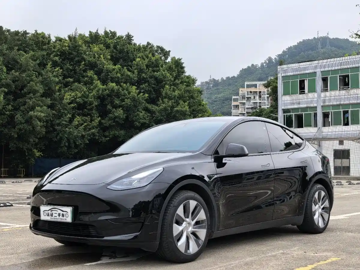 Tesla Model Y 2022 Facelift Rear-Wheel Drive Version