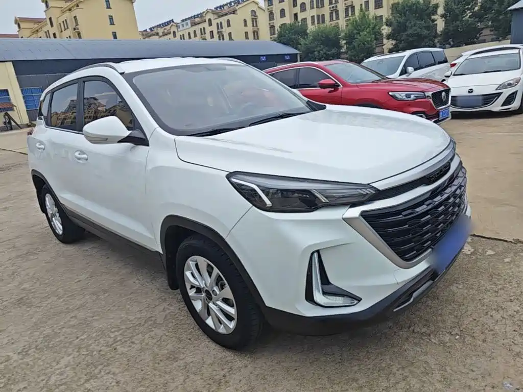 BAIC Beijing X3 2019 2019 1.5T Manual Glory Edition