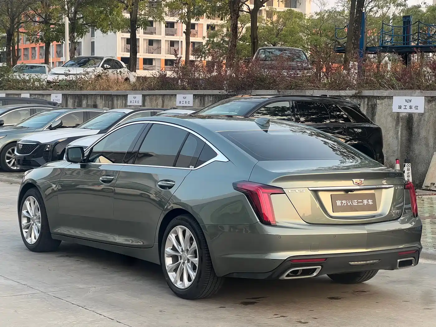 CADILLAC CT5