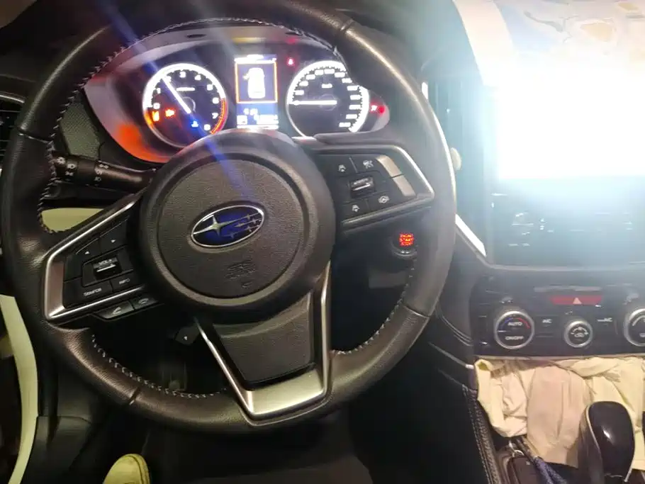 Subaru Forester 2023 2022 2.0i AWD Luxury Edition with EyeSight